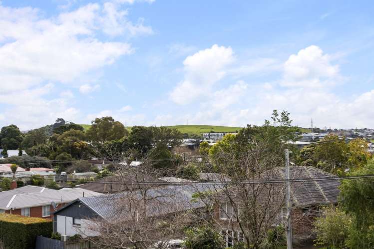 8/2 Tahuhu Road Mount Wellington_13