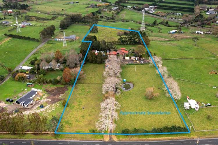 215 Nixon Road Taupaki_12