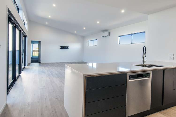 8 Pistacia Place Hornby_3