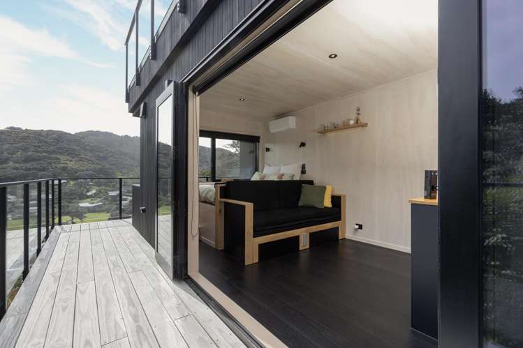 21 & 21a Beach Valley Road Piha_32