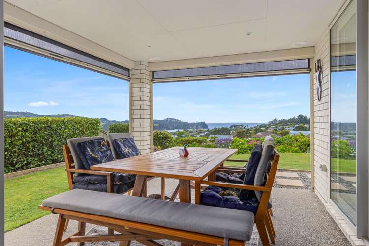 15 Seaview Crescent Hatfields Beach_12