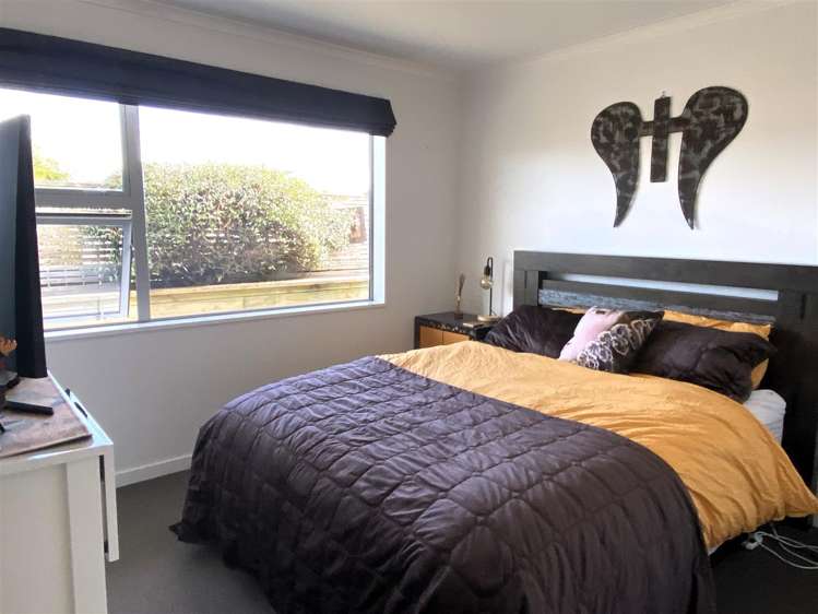 2 Fernhill Place Karoro_17