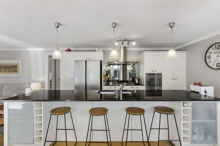 17 Willowbank Close East Tamaki Heights_6