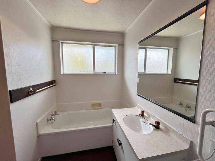 51B Woodbury St Avonhead_9