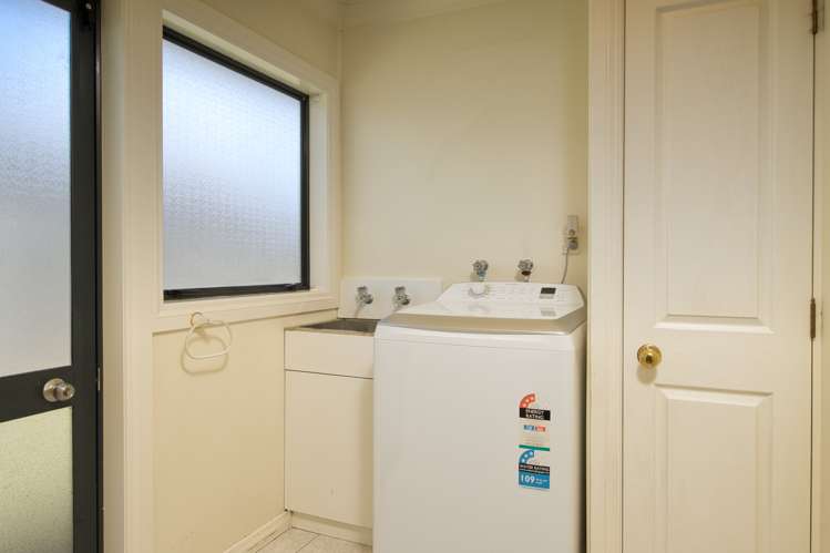 71 Avenue Road Greenmeadows_9