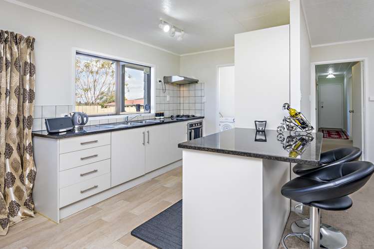 2/55 Alfriston Road Manurewa_6