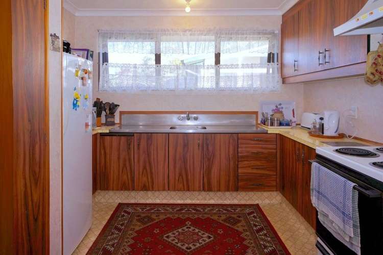 42 Arawa Avenue Maketu_13