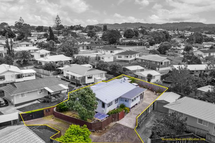 13 Glen Close Glen Eden_14