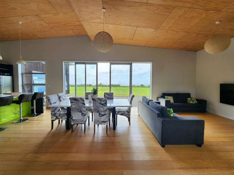 4 Ekuarangi Place Oakura_4