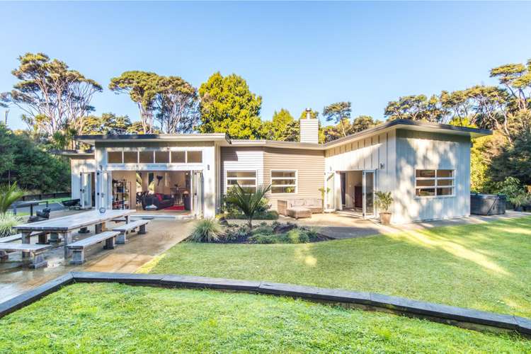 167 Stoney Creek Drive Waitakere_17