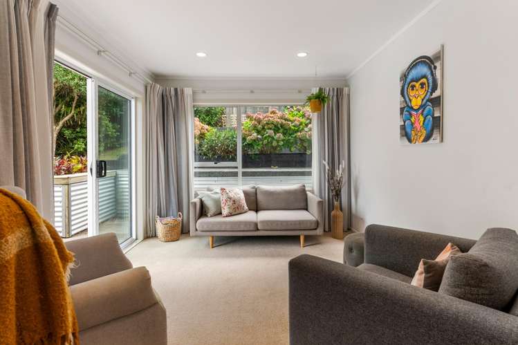 29 Korotaha Terrace Rothesay Bay_9