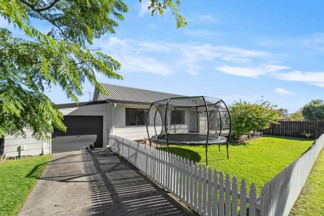 1/18 Leven Lane Totara Heights_1