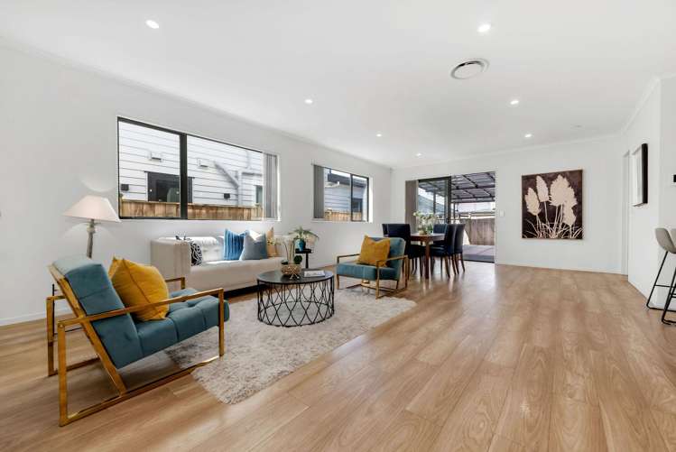 15 Raumaota Road Flat Bush_3