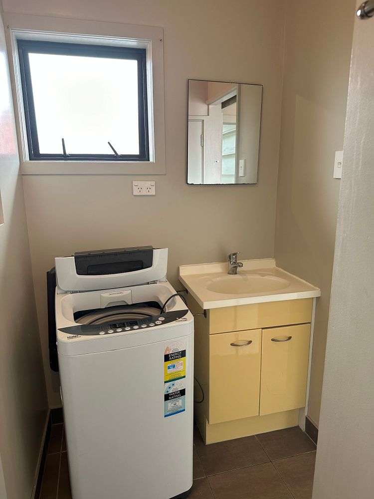 7/2 Hammond Street Hamilton Central_6