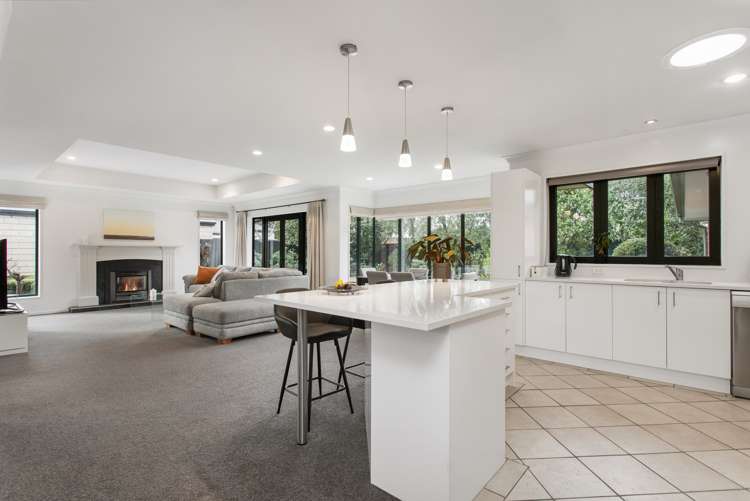 7 Applecross Lane Harewood_6