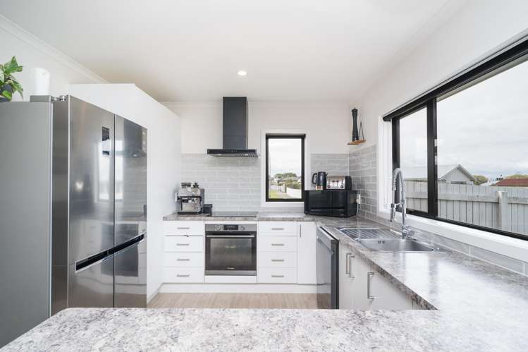 6 Wescombe Grove Feilding_7