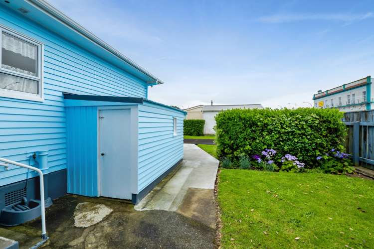 47 Domett Street Opunake_18