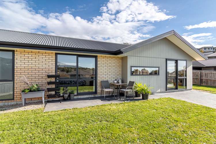 79 Washbourn Drive Richmond_15