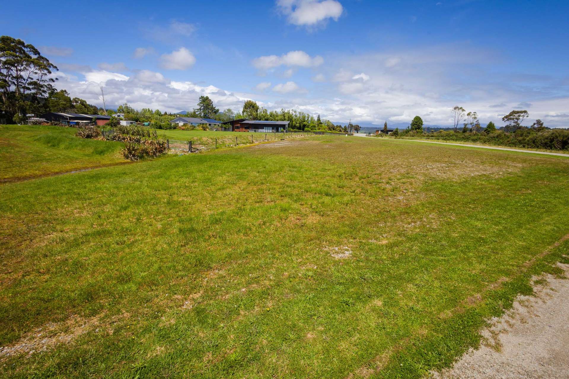 1/155 Hau Hau Road Hokitika_0