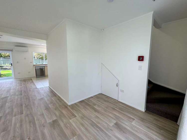 9/336B East Coast Road Mairangi Bay_4