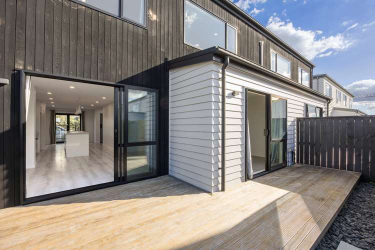 2 Lords Way Silverdale_15