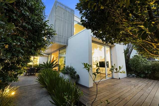 81 Buller Street New Plymouth Central_1