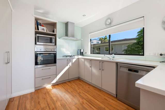 34 Ngahere Views Orewa_4