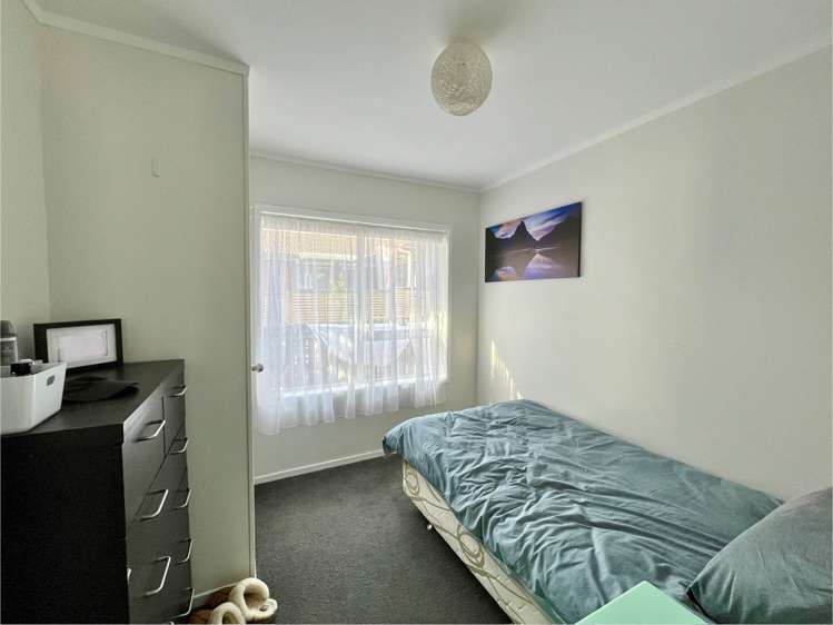 1/5 Ciprian Place Henderson_15