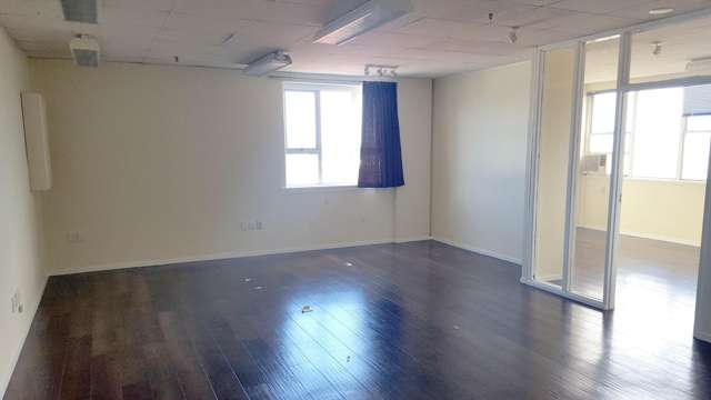 Devon Centre Office Suite For Lease