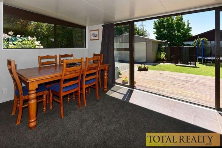 16 Davidson Crescent Hornby_5