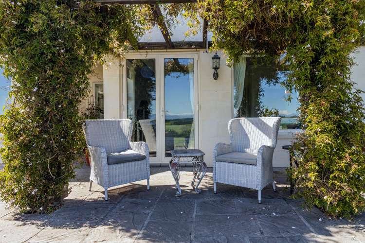 260 Spur Road Hadlow_22