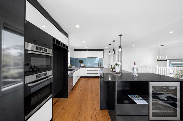 66A Marine Parade Mellons Bay_10