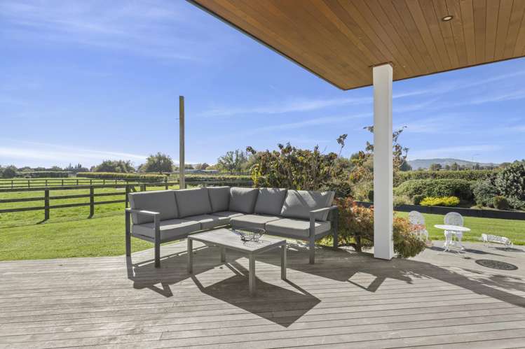397 Grasslands Drive Cambridge_18