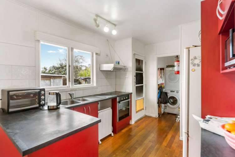 64 Smythe Road Henderson_14