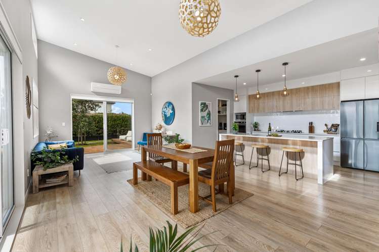 13 Floyd Road Riverhead_9