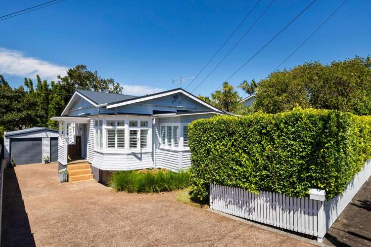 7 Thomas Avenue Mount Albert_0