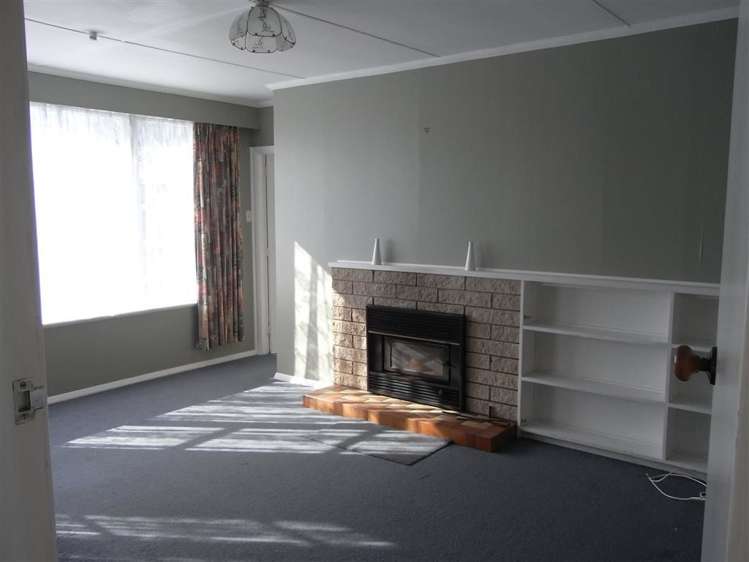 21 Costley Street Carterton_12