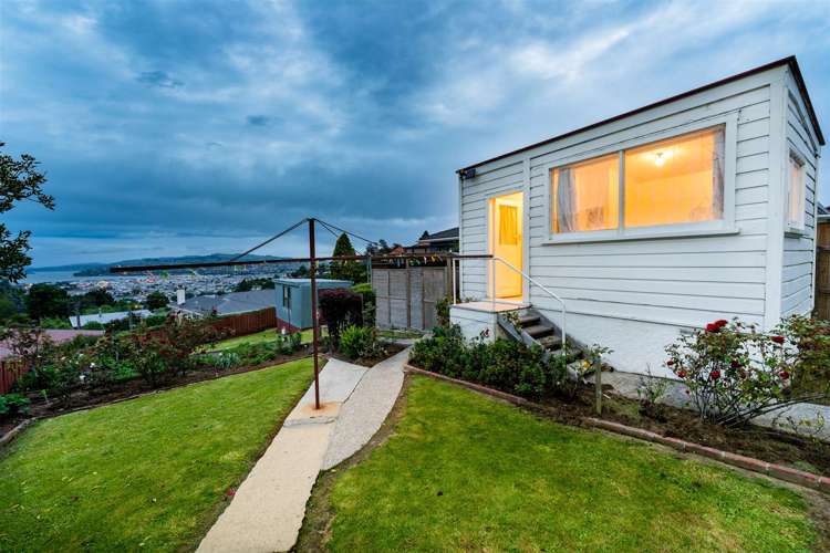 121 Riselaw Road Calton Hill_21