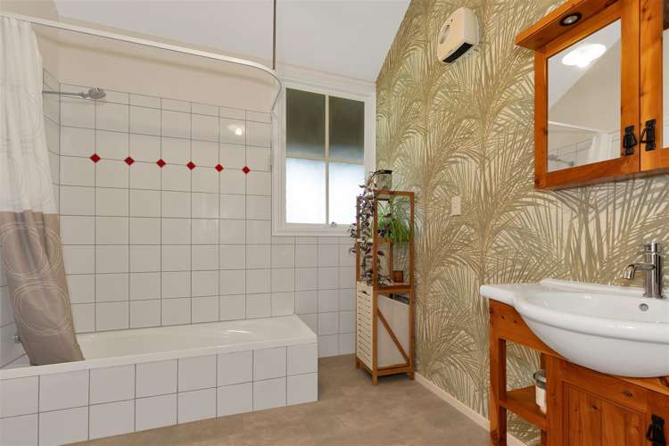 524 Downs Road West Eyreton_17