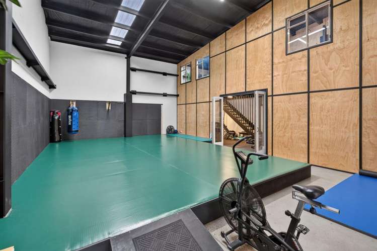 Unit 4 1063 Ferry Road Ferrymead_9