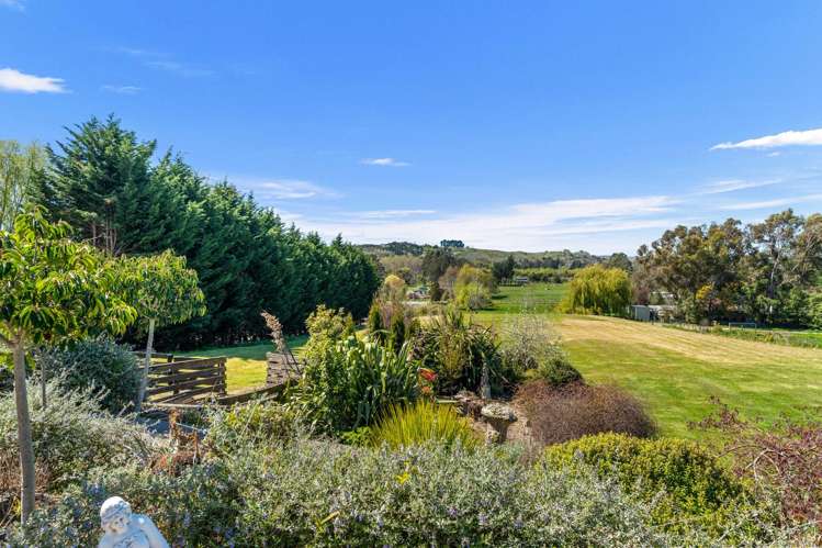 17 Nikau Heights Lansdowne_29