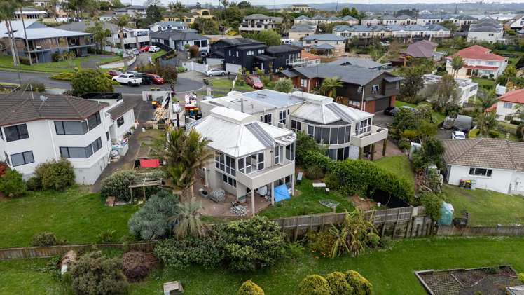 1/23 Bernleigh Terrace West Harbour_26