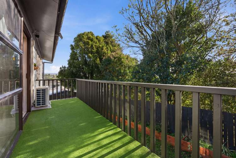 2/38 Leo Street Glen Eden_6
