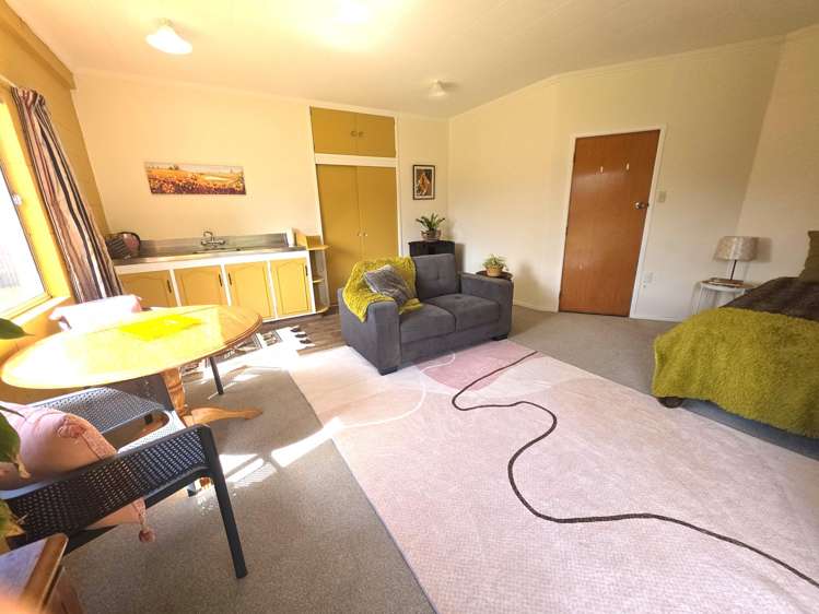 100 Centennial Avenue Waitara_18