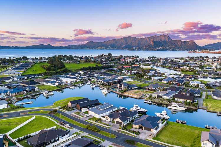 13 Matariki Drive One Tree Point_26
