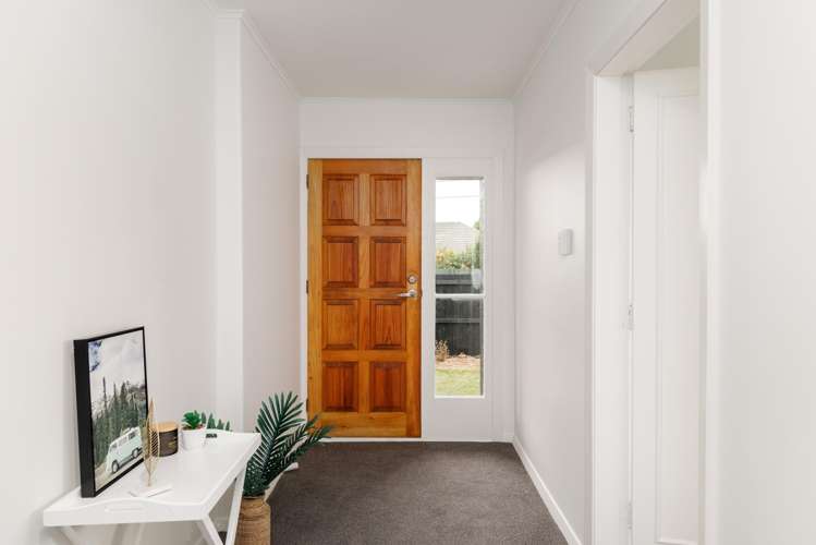 84 Glenfield Crescent Mairehau_11