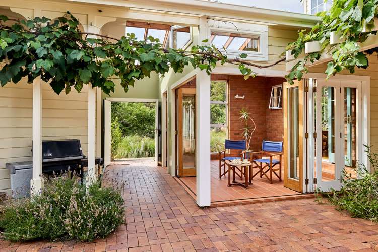 1119 Moonshine Road Judgeford_3