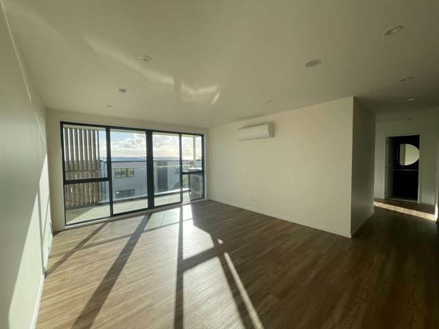 204/5 Newelm Lane Flat Bush_1