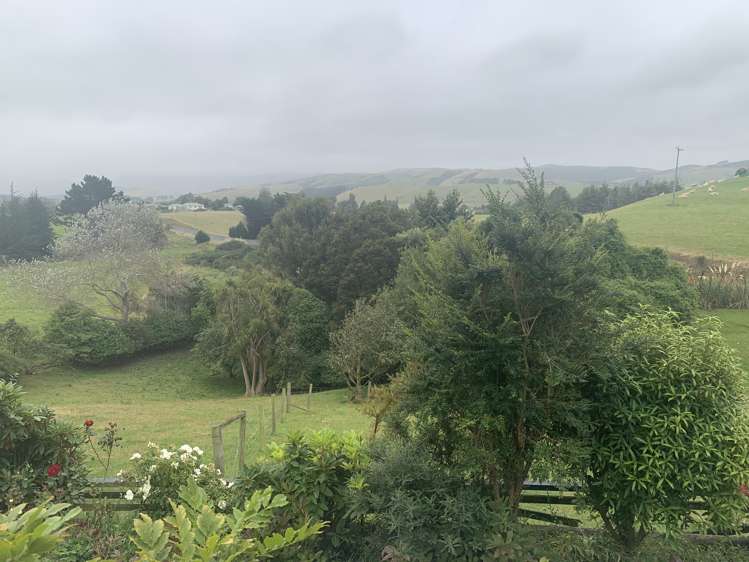 42 Pounawea Road Owaka_17