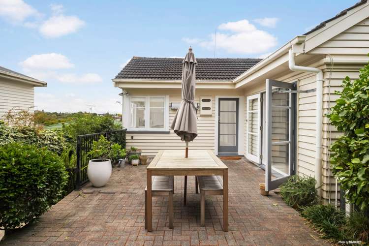 4 Locke Avenue Hillsborough_15